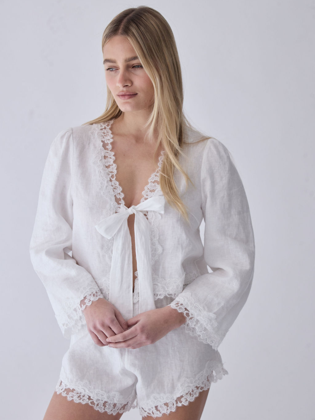 The Luna Linen Shorts White