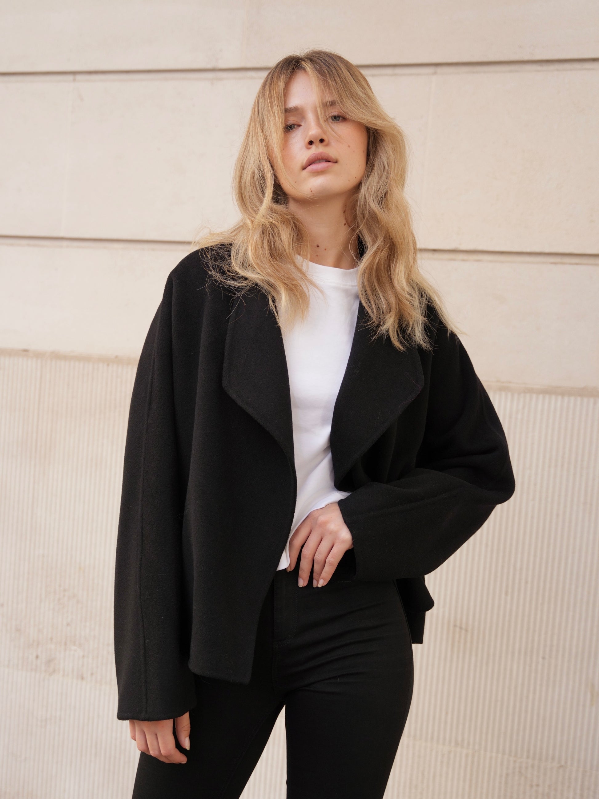Black Daisy Cashmere Jacket Black daisy-jacket Coat XS-S,M-L L.Cuppini