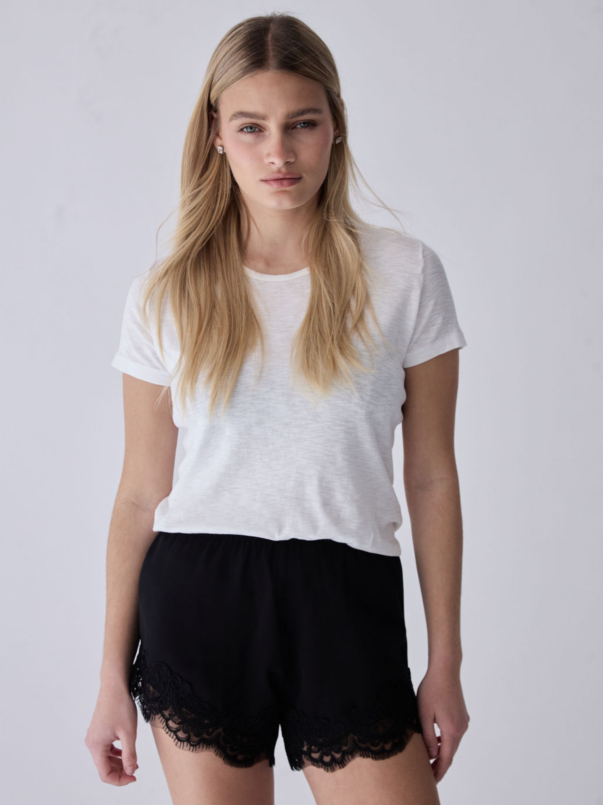 Luna Black Silk Shorts – 100% silk shorts with delicate lace hem detailing and elasticated waistband.