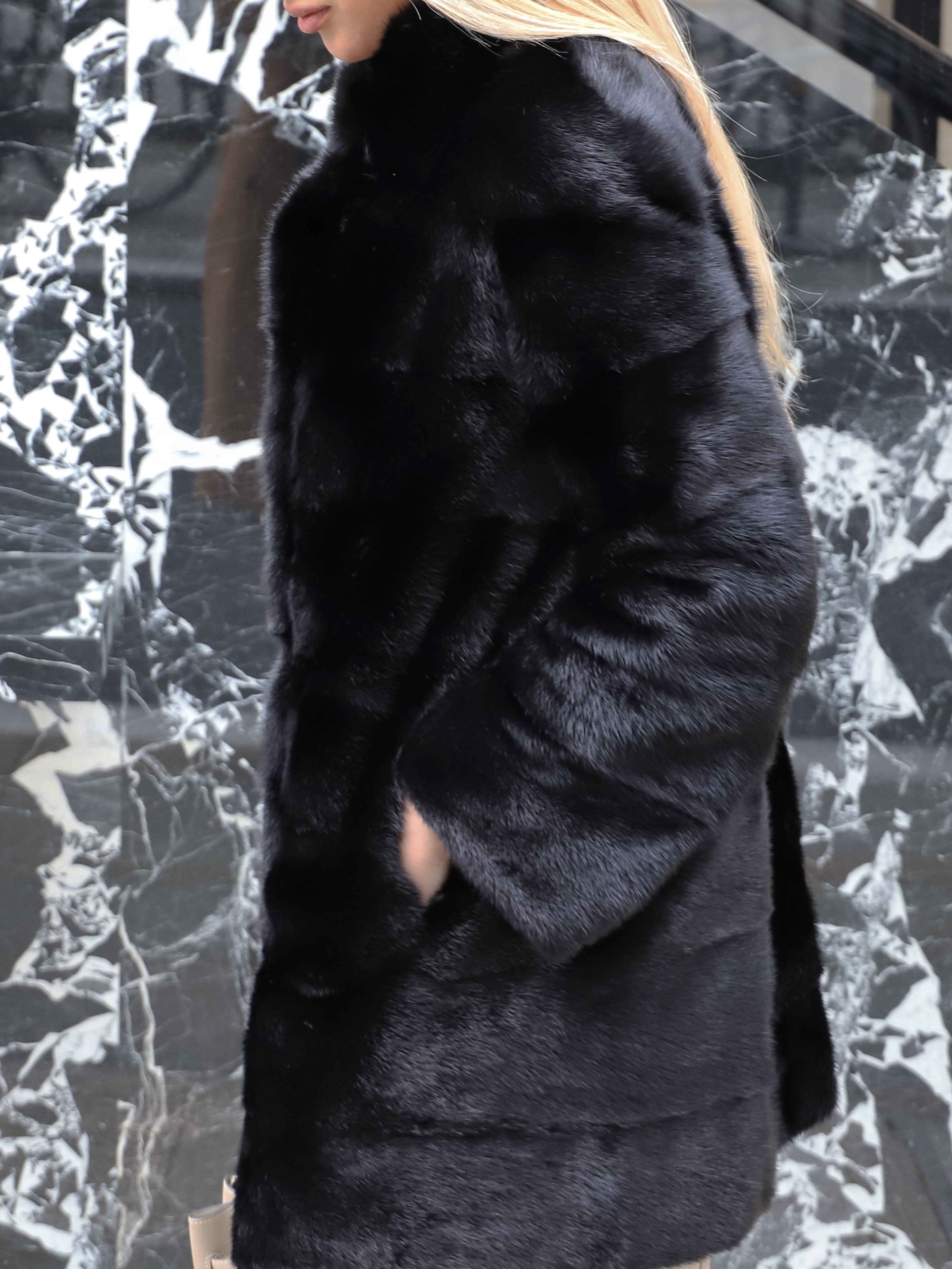 Jona Coat Black – L.Cuppini