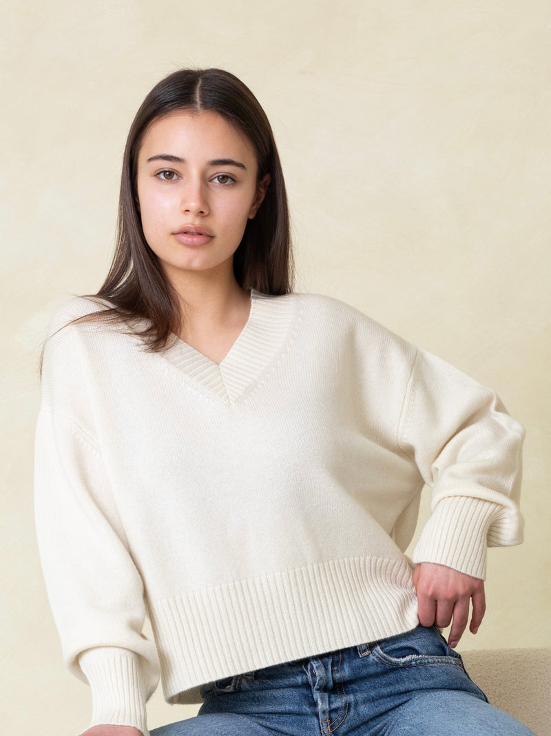 Light Gray April Cashmere Sweater White the-april-cashmere-sweater Top L.Cuppini